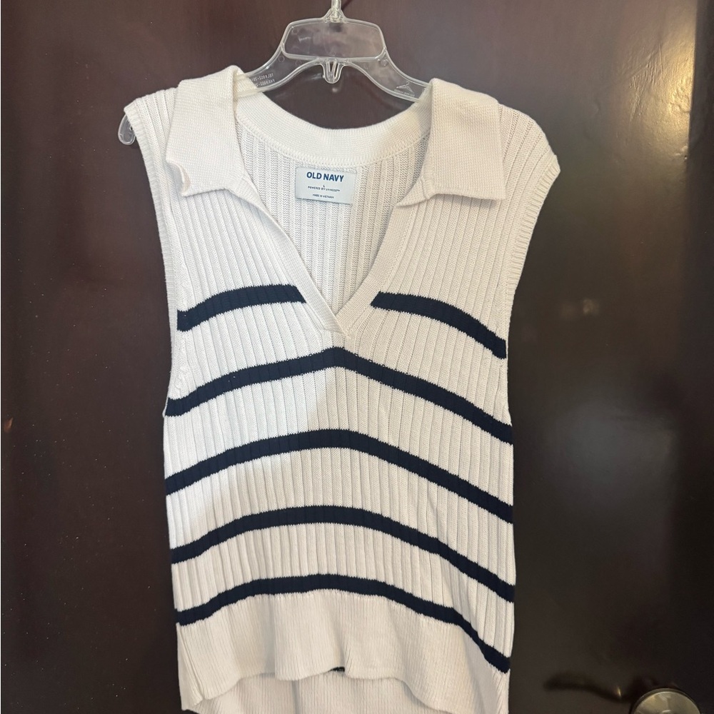 Old Navy Cream Ribbed Sweater Vest